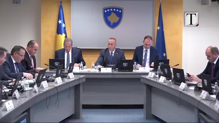 Taksa 100% “përplas” institucionet në Kosovë (VIDEO)
