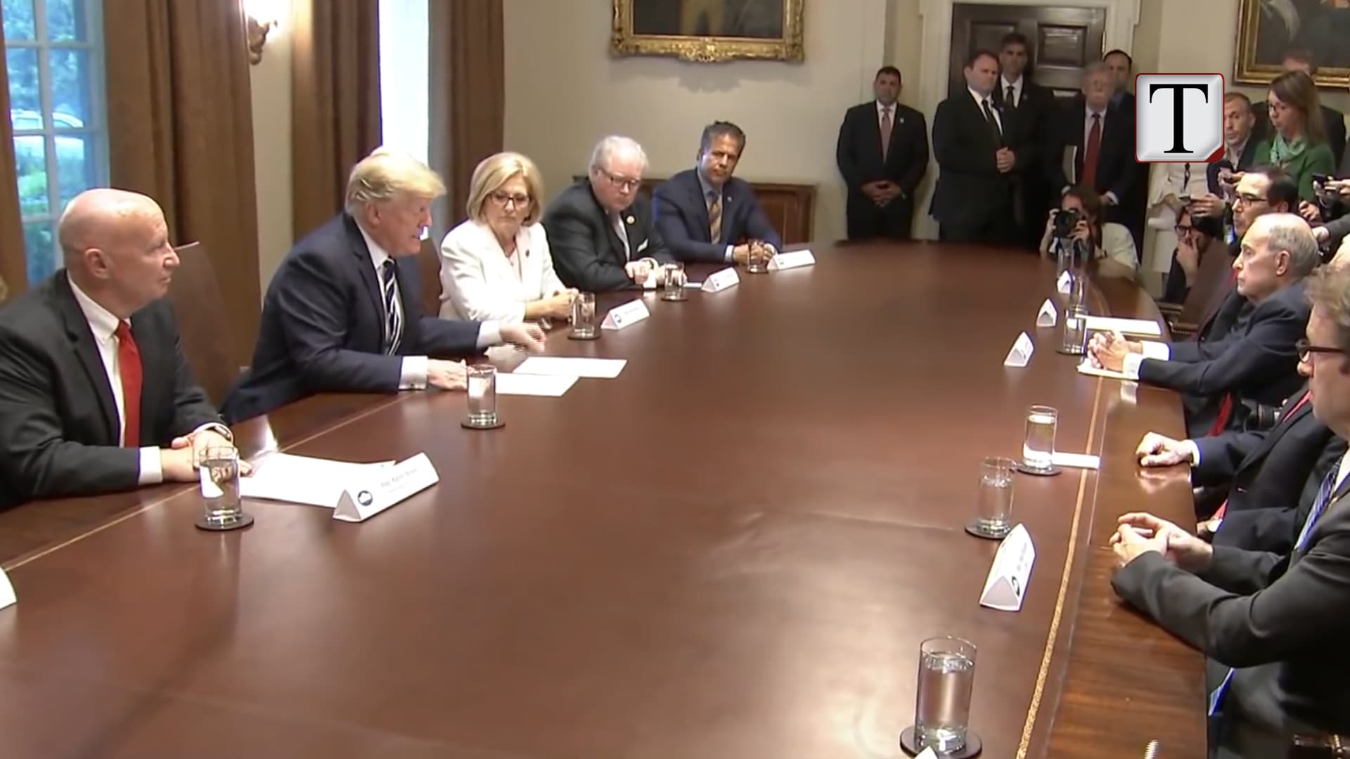 Trump dredhon për Rusinë: Ka ndërhyrë në zgjedhje! (VIDEO)