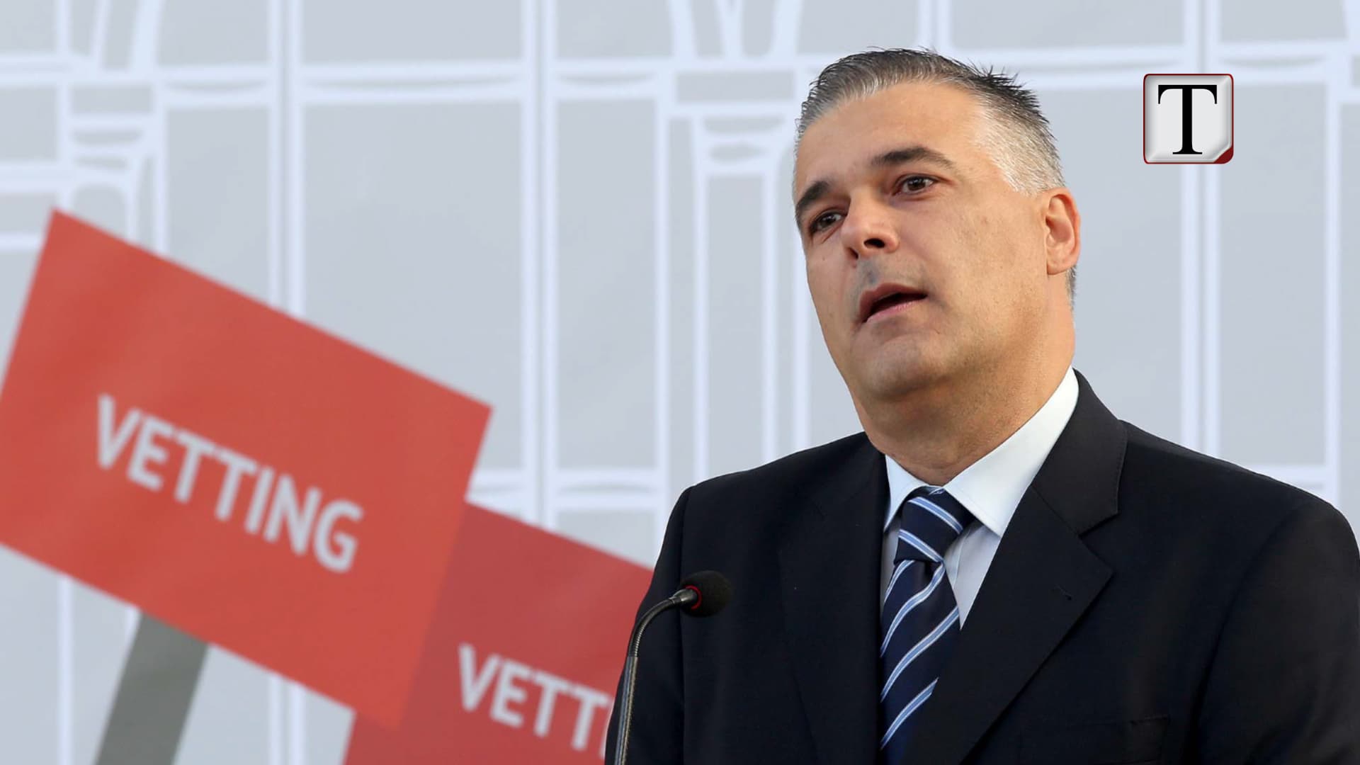 Vëzhguesit ndërkombëtarë ndëshkojnë komisionerin e vetingut (VIDEO)