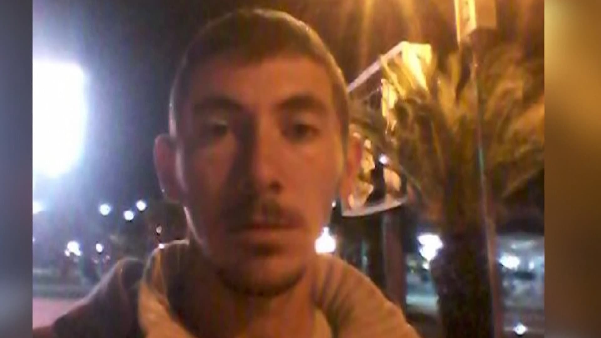Vrau 8 të afërmit e tij, arrestohet 24-vjeçari në Selenicë (VIDEO)