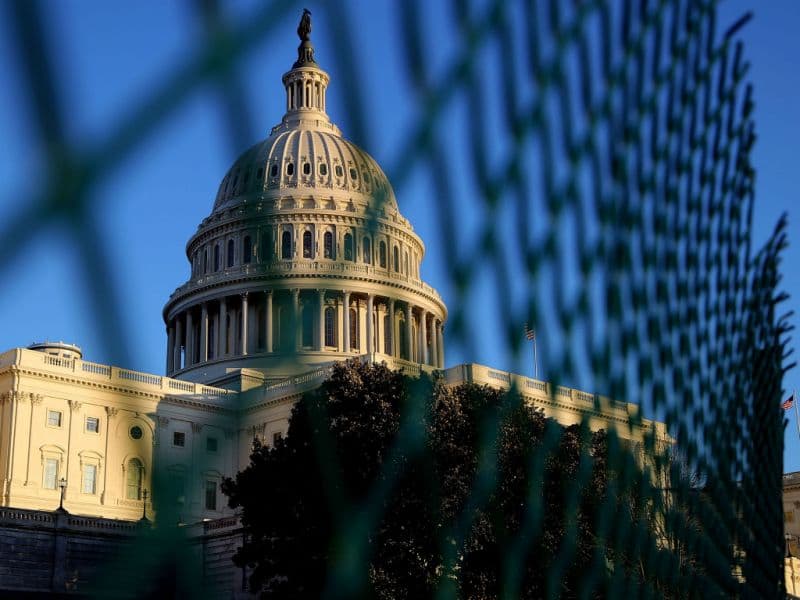 Mbyllet sërish qeveria amerikane, një senator republikan bllokon buxhetin