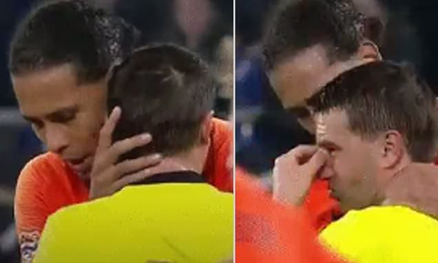 Arbitri merr lajmin e hidhur gjatë ndeshjes Gjermani-Holandë, ja çfarë bën Van Dijk (VIDEO)