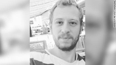 Pas pastorit amerikan, Turqia liron edhe aktivistin austriak