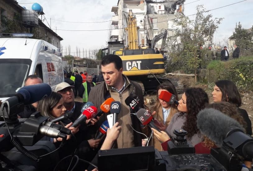 Thumanë/ Basha, apel qeverisë: Gjendja e jashtëzakonshme të mos mbetet në letër