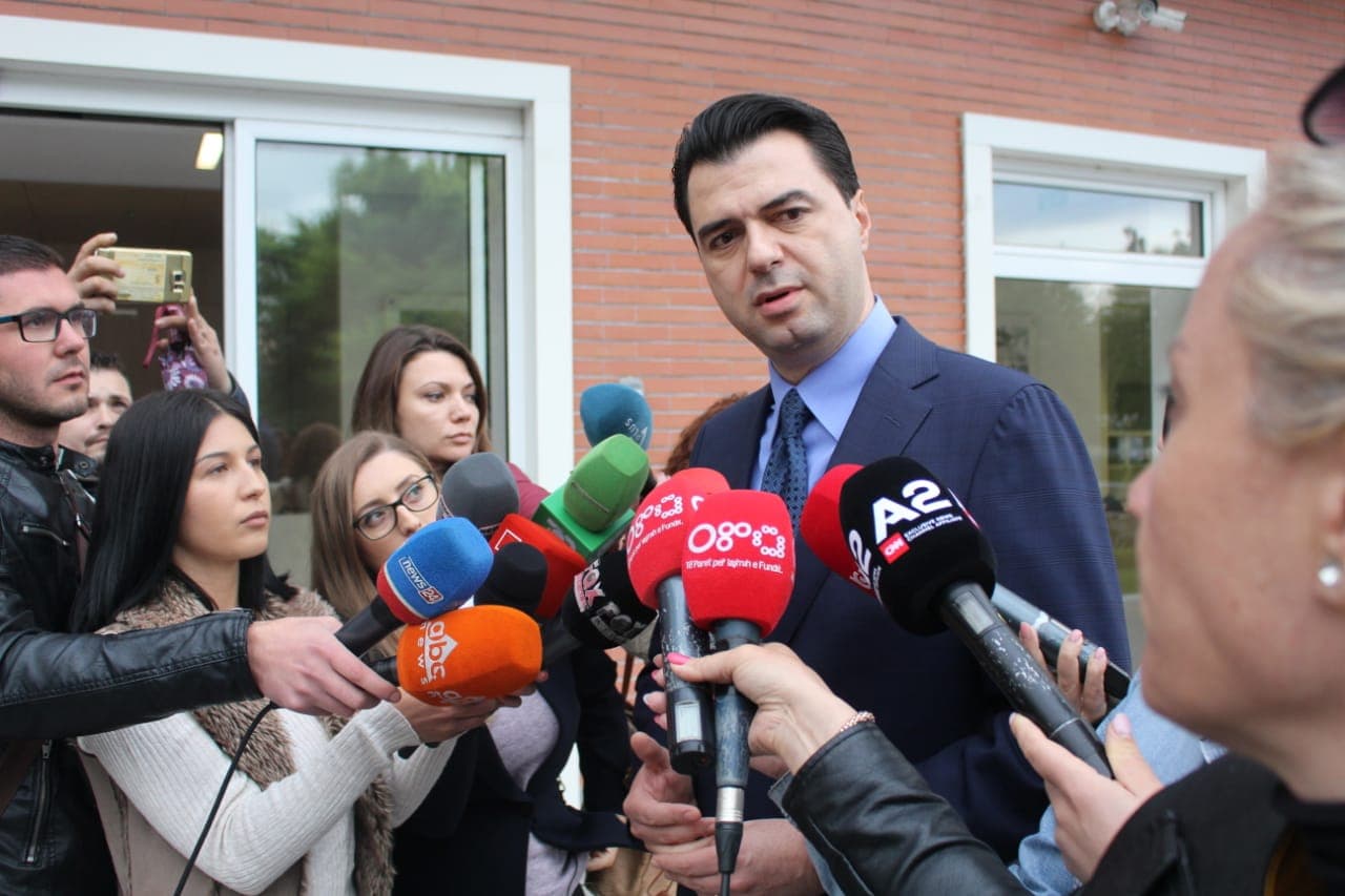 Basha: Protestojmë sërish më 25 maj, përballje popullore me krimin në pushtet (VIDEO)