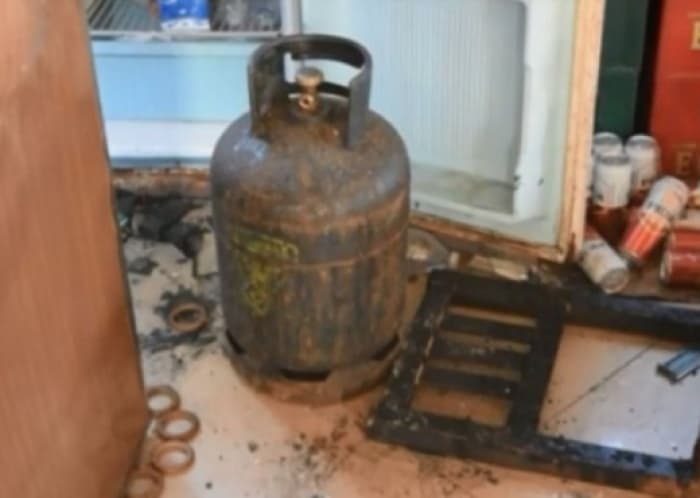 Shpërthen bombula e gazit në Lushnje, plagoset çifti i bashkëshortëve