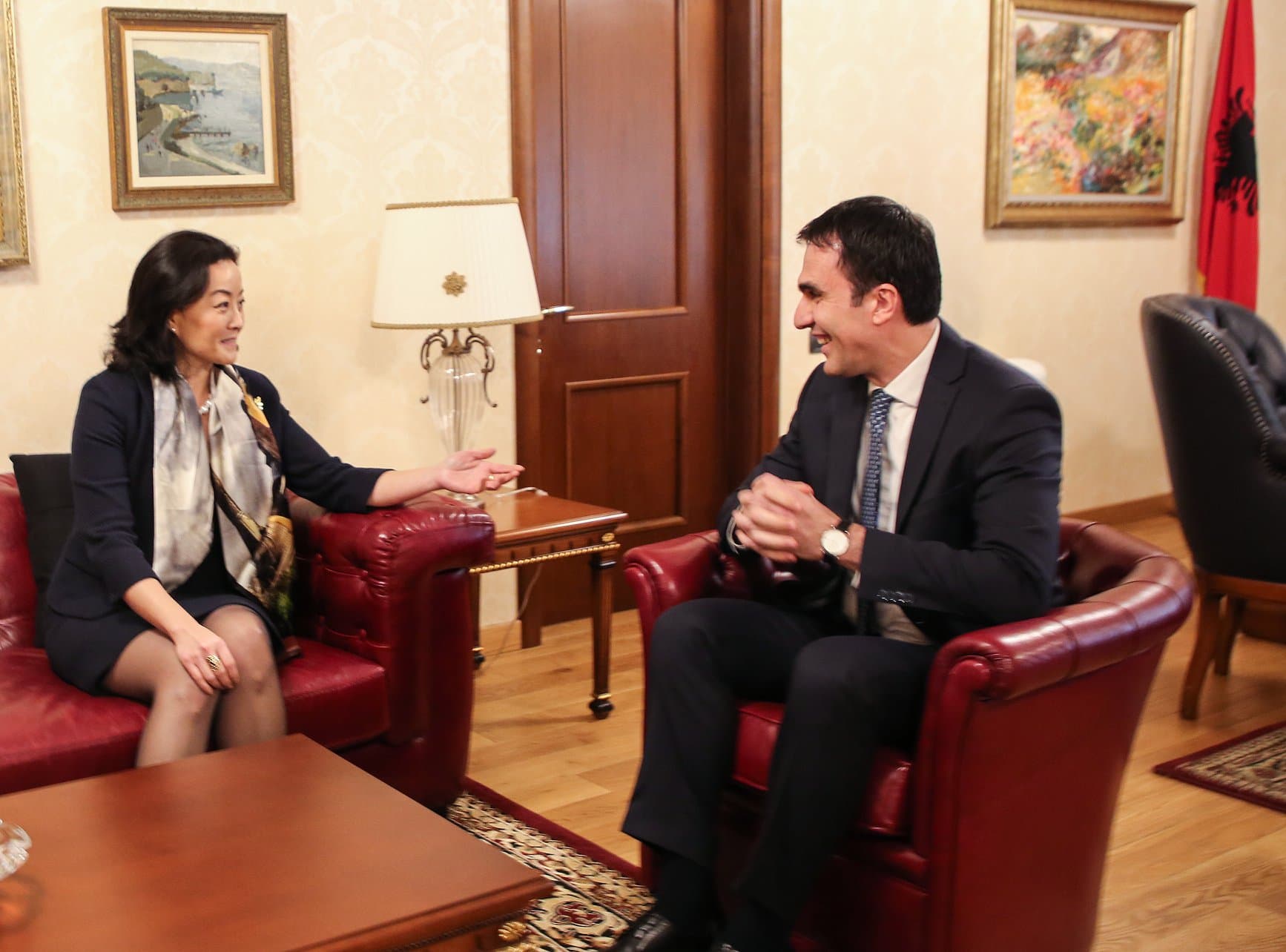 Takimi Kim-Çela: SHBA do ndihmojë Shqipërinë në vijimin e zbatimit të Reformës në Drejtësi