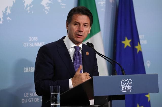 Anija me emigrantë fut në krizë Italinë me Francën, kryeministri Conte shtyn takimin me presidentin francez