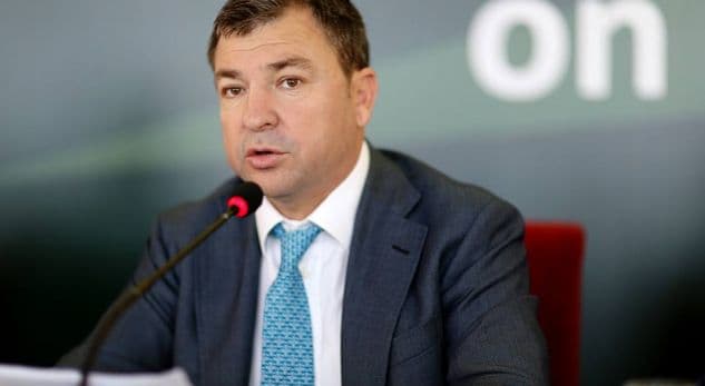 Dako sfidon Bashën: Hajde ballafaqohemi ku të duash ti