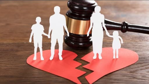 Divorcet në Tiranë gjatë vitit 2020/ Çiftet nuk u kursyen as në karantinë (VIDEO)