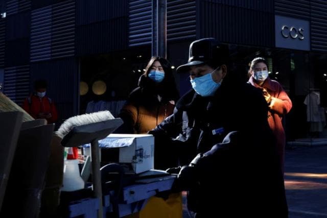 Kina do të vaksinojë 50 milion njerëz për Vitin e Ri