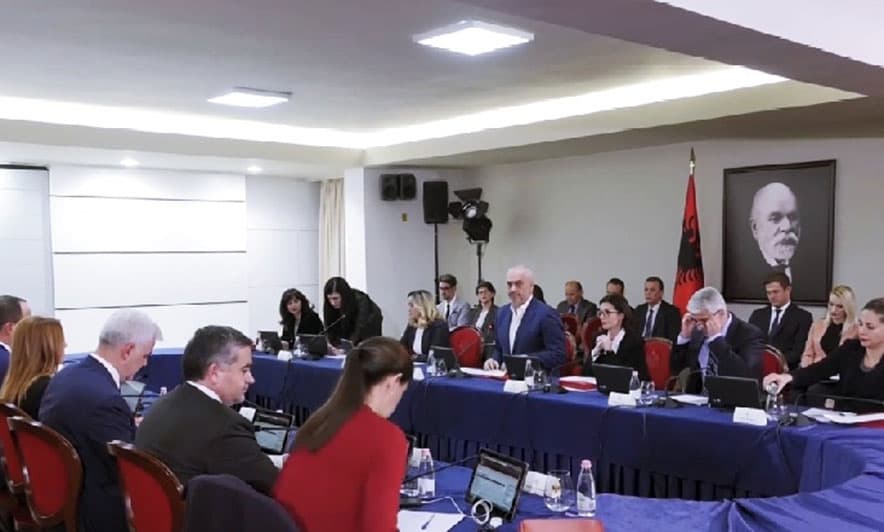 Rama mbyll takimin në Vlorë, më 7 shtator mbahet Asambleja e PS