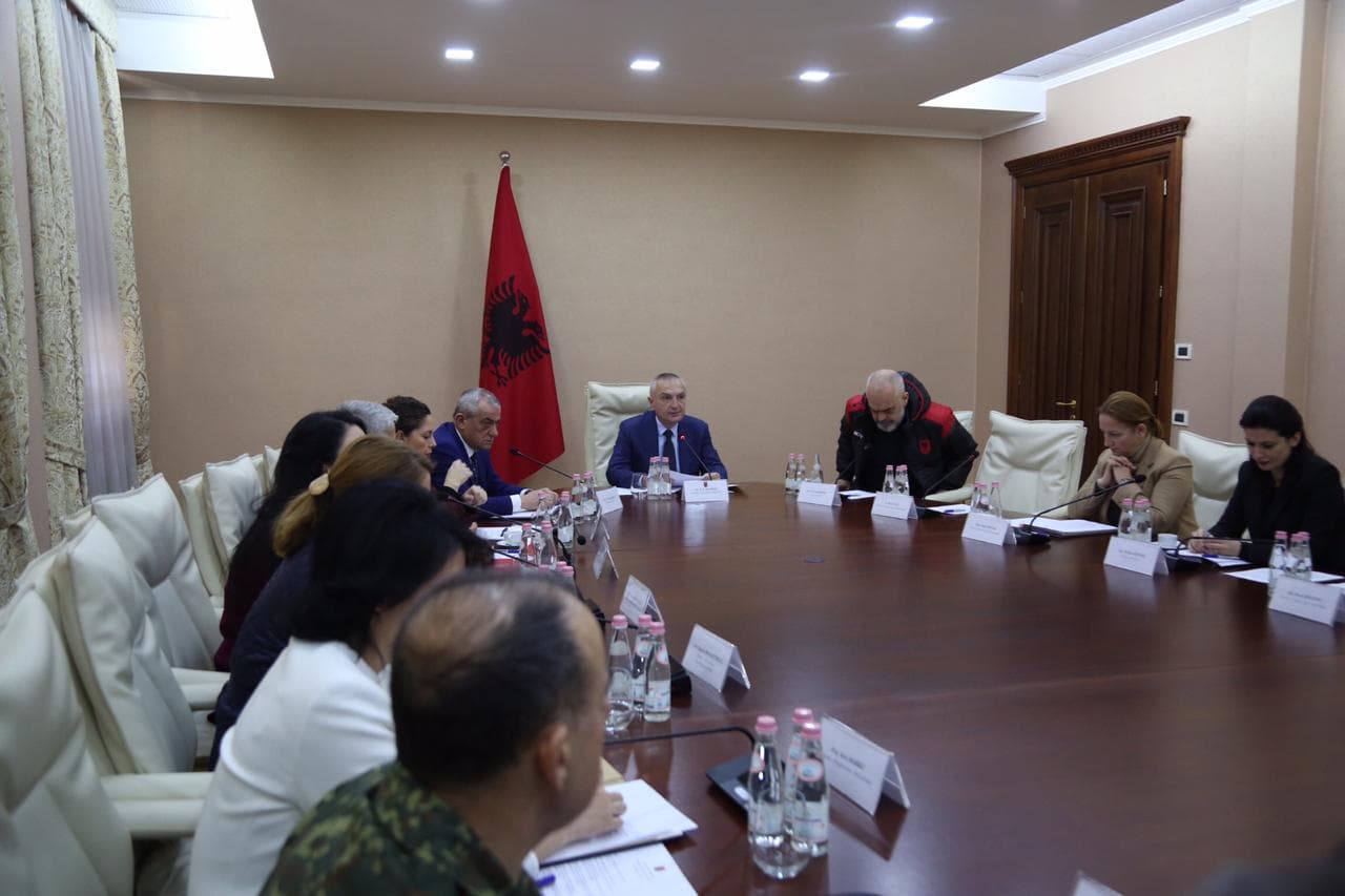 Meta mbledh Këshillin e Sigurisë Kombëtare: Prokuroria të çojë përpara hetimet