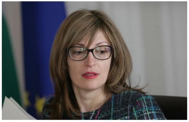 Ministrja e Jashtme bullgare: Ka një “dorë” të huaj në Ballkanin Perëndimor