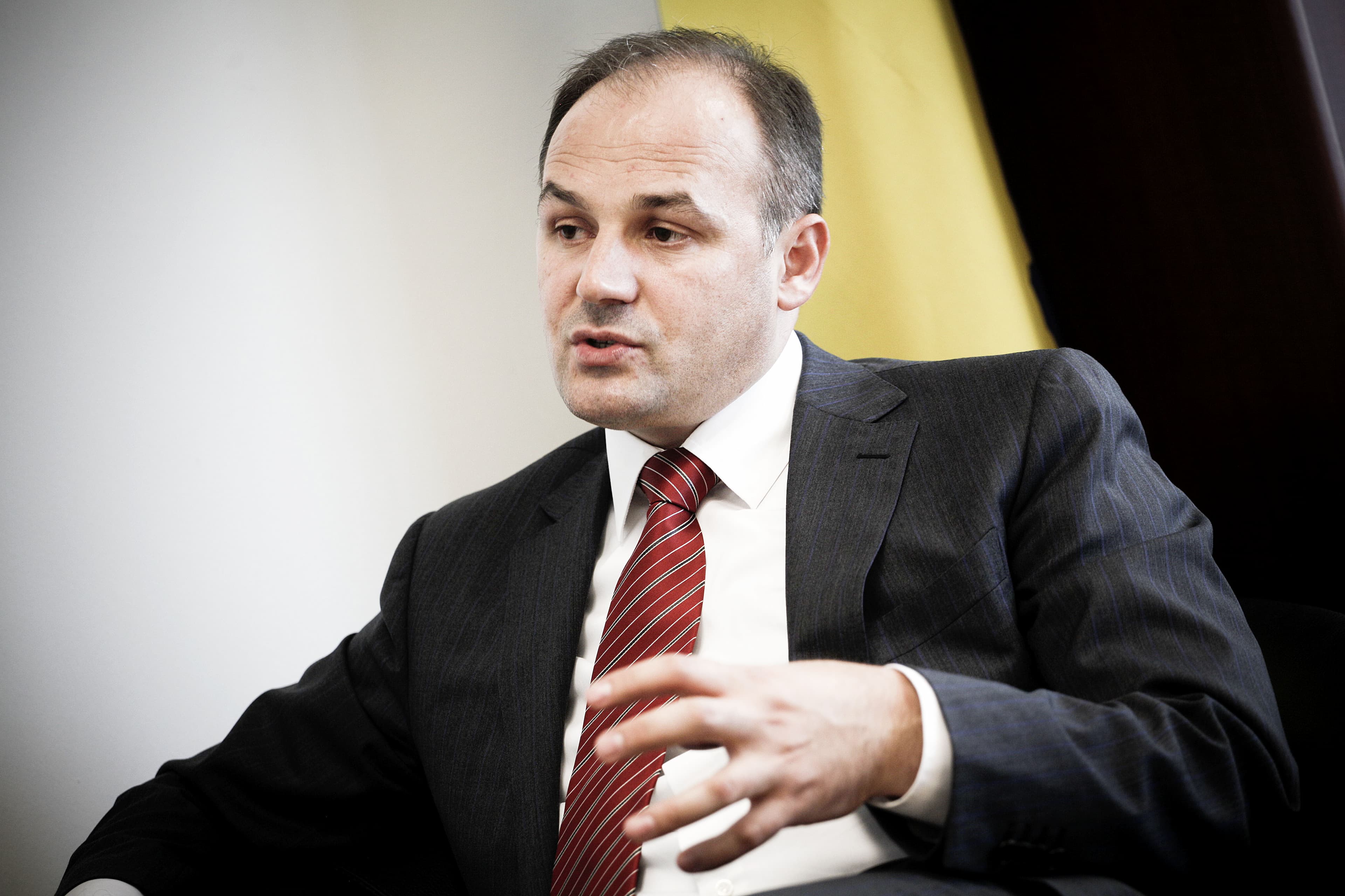 Hoxhaj: Nëse e votojmë demarkacionin në janar, Kosovës i hiqen vizat në 2019-n