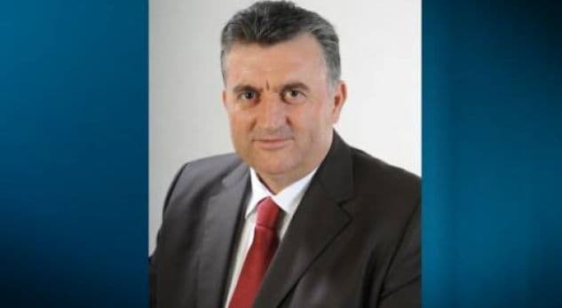 "Kanadezi", mashtroi 2 persona duke u marrë 300 mijë euro, pranga ish-prefektit të Fierit