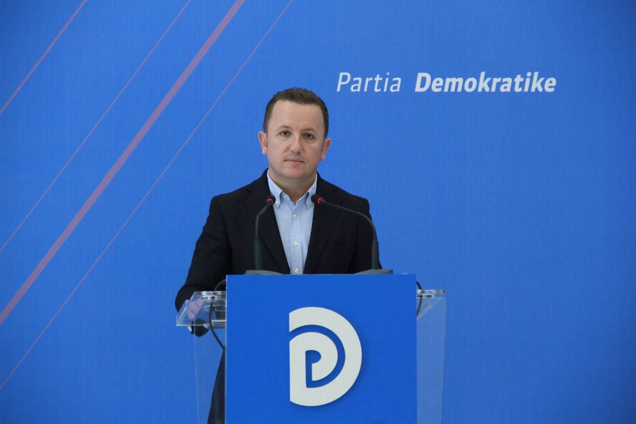 Deputeti i Partisë Demokratike dorëzon mandatin e deputetit