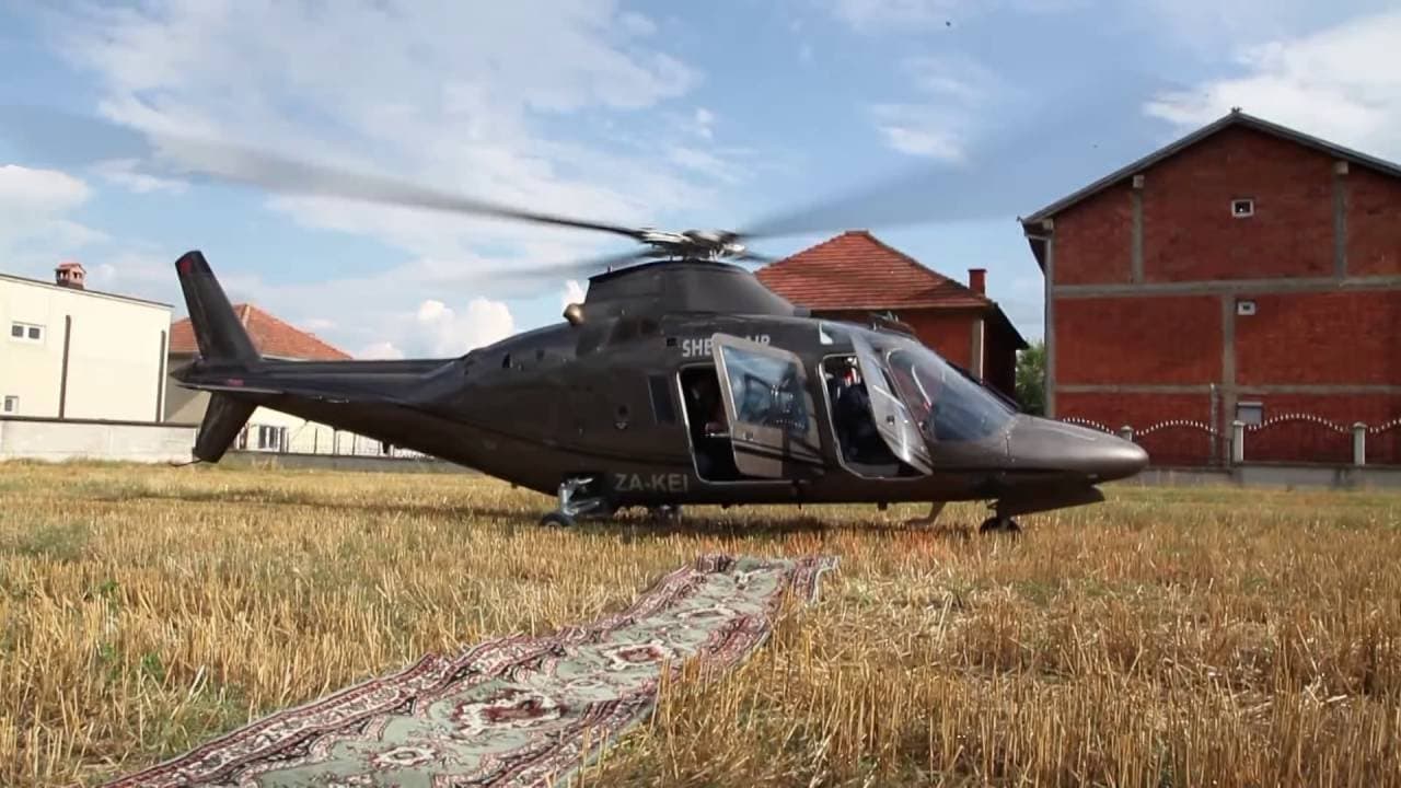 Shkoi për të marrë nusen, rrëzohet helikopteri në Korçë