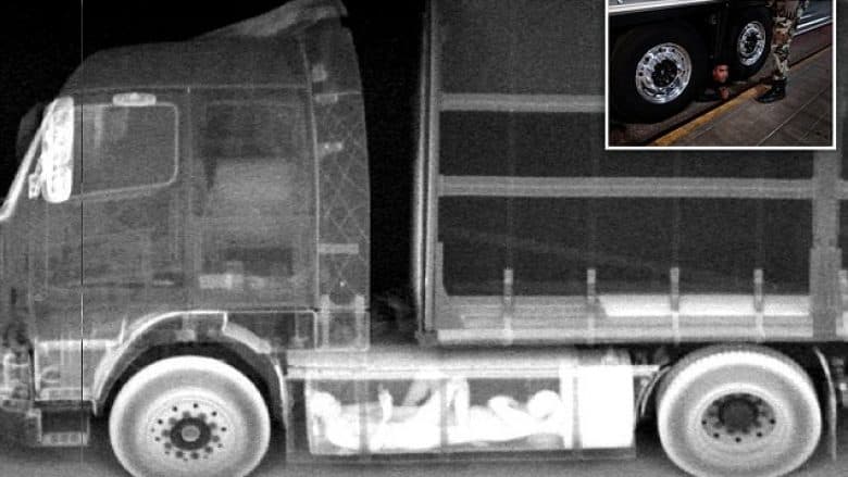 Imazhet e skanerit me rreze X, emigrantët zgjedhin alternativa ekstreme për ti shpëtuar policisë (FOTO)