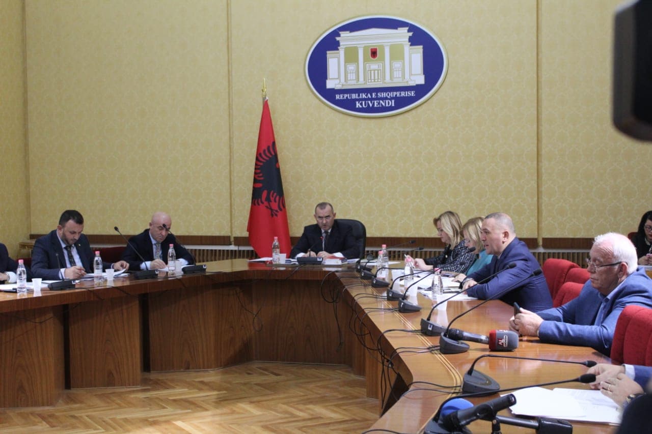Komisioni Hetimor për shkarkimin e Metës/ Manja: Ka mbërritur një material sekret nga Meta
