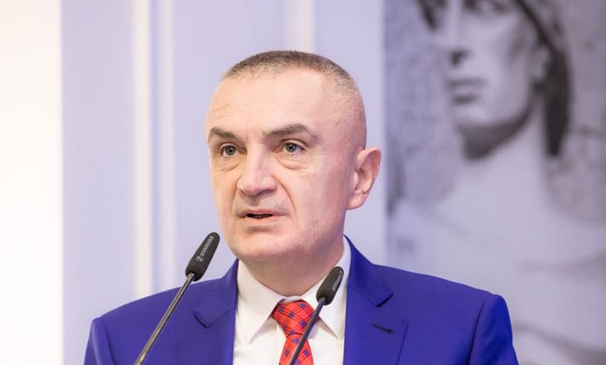 Marrëveshja për detin me Greqinë, reagon presidenti Meta: Po e ndjek nga afër këtë çështje