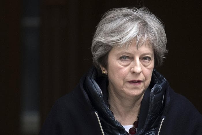 Helmimi i spiunit rus/ Britania “nxehet” me Moskën, May dëbon 23 diplomatë