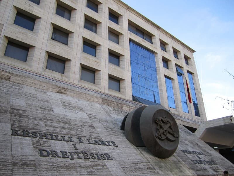 Inspektimi: 130 policë burgjesh me precedentë penalë