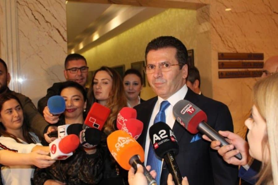 A do t’u rikthehet opozita protestave? Aleatët e Bashës: Presim vendimin final