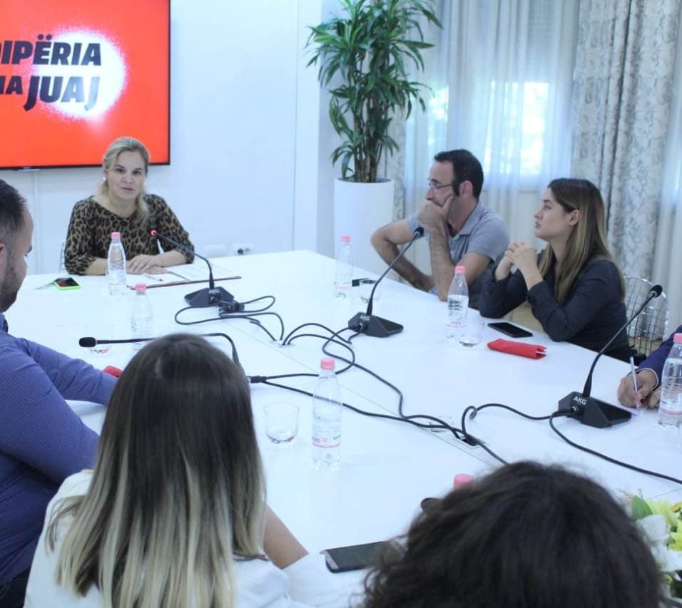 Vendimi i Bundestagut për negociatat/ Kryemadhi: Nëntë kushtet vështirësojnë hapjen e negociatave