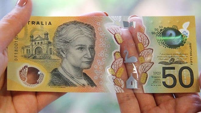 Australi, kartëmonedhës 50-dollarëshe i gjejnë një gabim (FOTO)