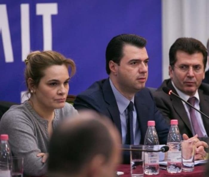 LSI dhe PR dorëzojnë kërkesën për regjistrim në zgjedhjet e 13 tetorit (VIDEO)
