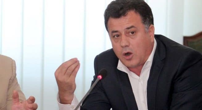 Noka paralajmëron një përgjim tjetër: Të shtunën largojmë ministrin Xhafa
