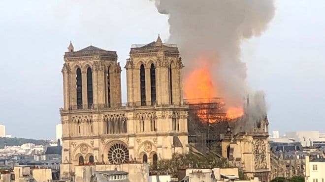 Qeveria Rama me 100 mijë €uro ndihmë për rindërtimin e Notre-Dame