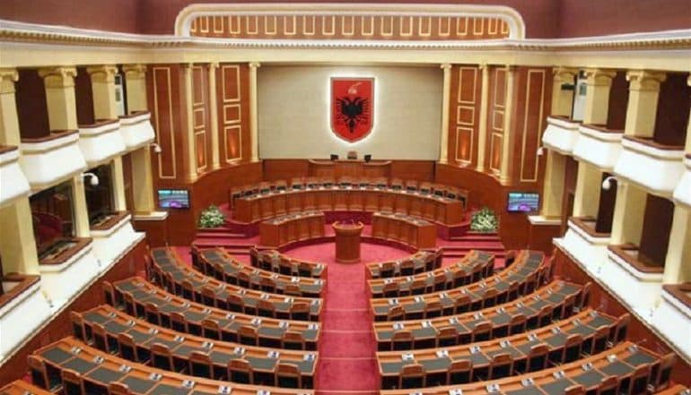 Rregullorja e re/ Deputetët e zonave në terren me problemet e zgjedhësve, të hënën diskutohet për problematikat e gjetura