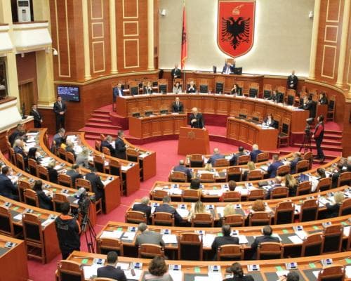 Miratohet me 90 vota pro pr/ligji për policinë gjyqësore (VIDEO)