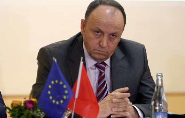 Dorëhiqet prokurori Petrit Fusha