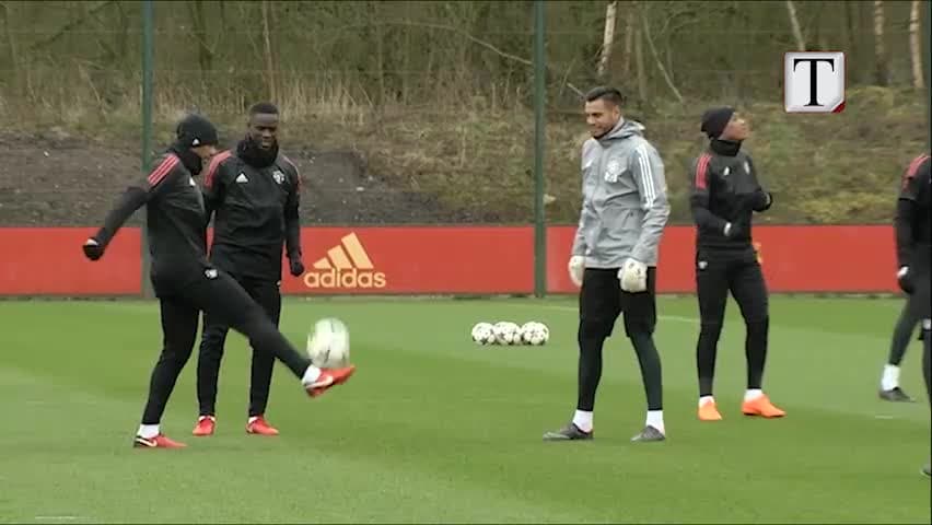 Mourinho vendos të nxjerrë në shitje Paul Pogba (VIDEO)