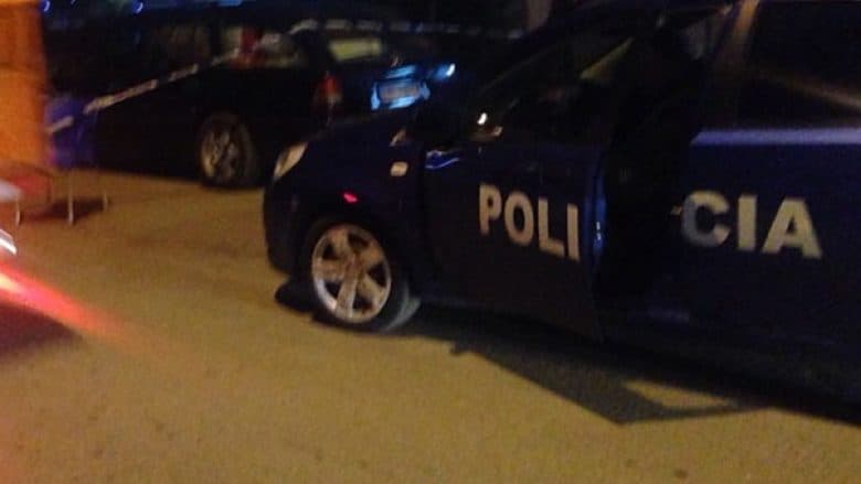 52-vjeçari plagoset me armë zjarri para Drejtorisë së Policisë Gjirokastër
