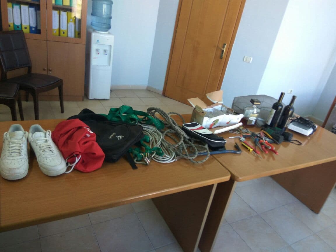 Arrestohen hajdutët e banesave dhe dyqaneve tek "Shkembi i Kavajes"
