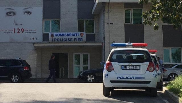 Ngjarja në Fier/ U përleshën me policin gjatë tentativës për të vjedhur, arrestohen dy autorët