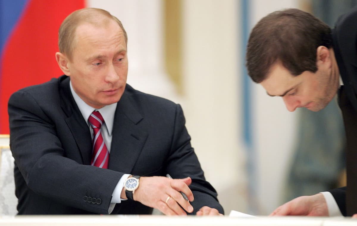Rusi, Putin shkarkon këshilltarin e tij më të afërt