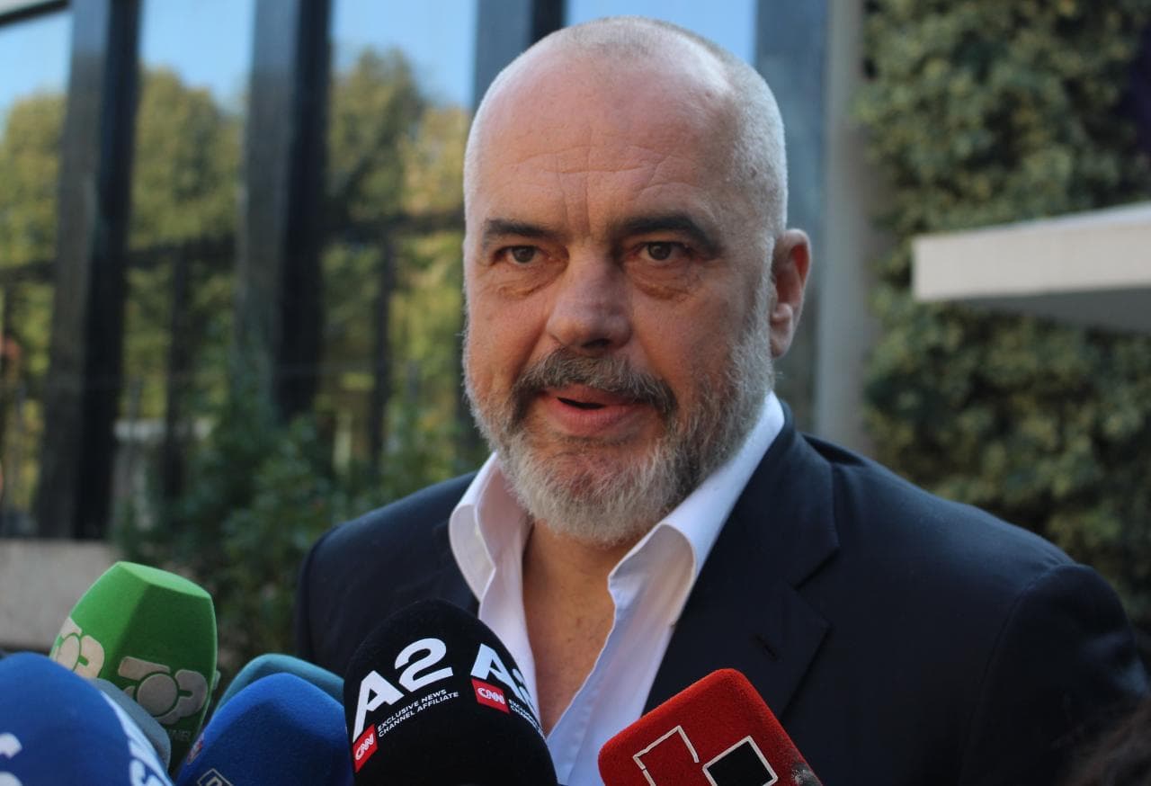 Rama pas mbledhjes së Kryesisë së PS-së: Ditët në vijim do flas me Macron, dielli ka dalë sërish (VIDEO)