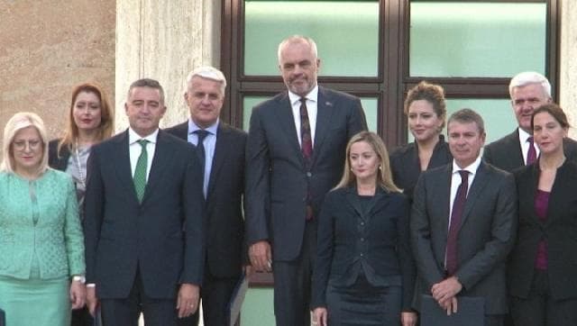 Fundjava zhvendos qeverinë në Kukës
