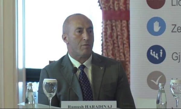 Haradinaj: Mos e "kushtëzoni" vazhdimin e dialogut me shfuqizimin e taksës doganore
