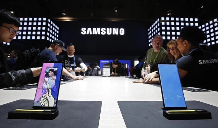 Samsung sjell disa variante të S10-s