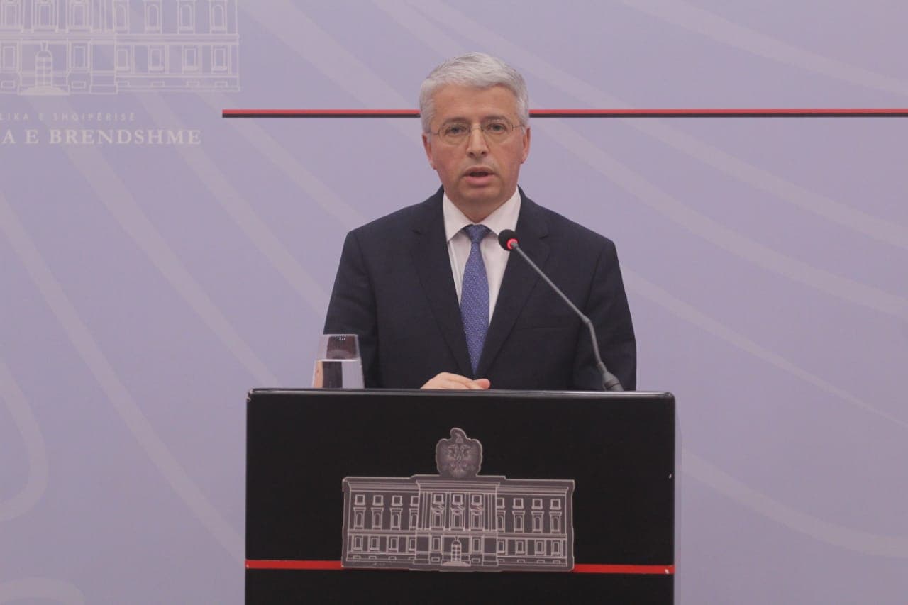 Ministri Lleshaj: Protestuesit e dhunshëm, do të marrin përgjigjen e duhur