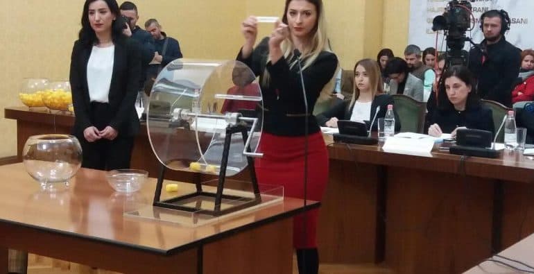Kryeprokuroja Arta Marku “delegon” veten, si anëtare në KED