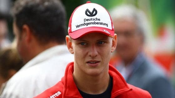Formula 1, Mick Schumacher drejt suksesit të të atit