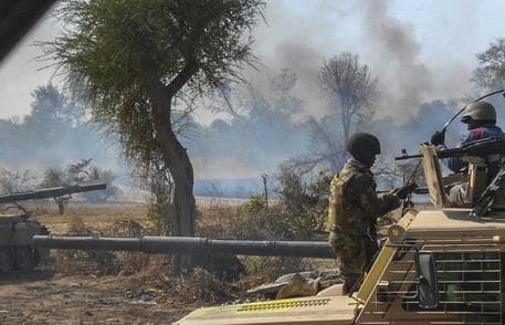 Nigeri, ISIS rrëmben 14 persona
