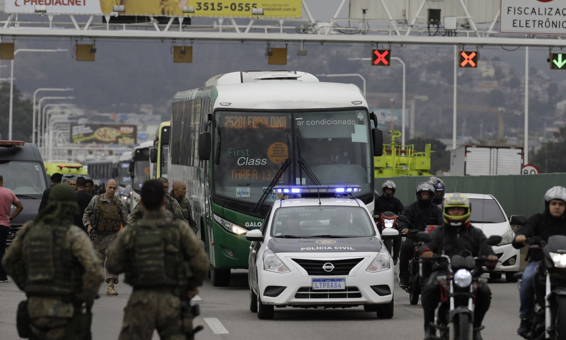 Snajperi i policisë braziliane vret pengmarrësin e autobusit në Rio-de-Zhaneiro